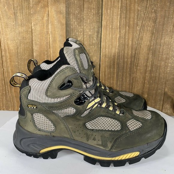 Vasque Shoes - Vasque Breeze Gore Tex XCR Vibram Womens 8 Green Gray Outdoor Hiking Boots